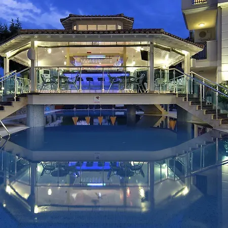 Moonflower Aparts & Алания