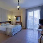 Moonflower Aparts & Apartahotel 4*