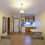Moonflower Aparts & Apartahotel 4*