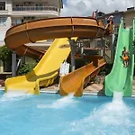 Apartahotel Moonflower Aparts & 4*