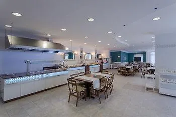 Aparthotel Moonflower Aparts & 4*